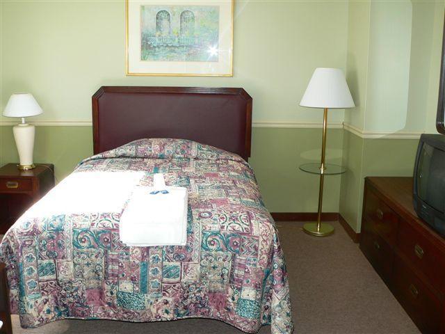 Brookside House Hotel Quincy ภายนอก รูปภาพ