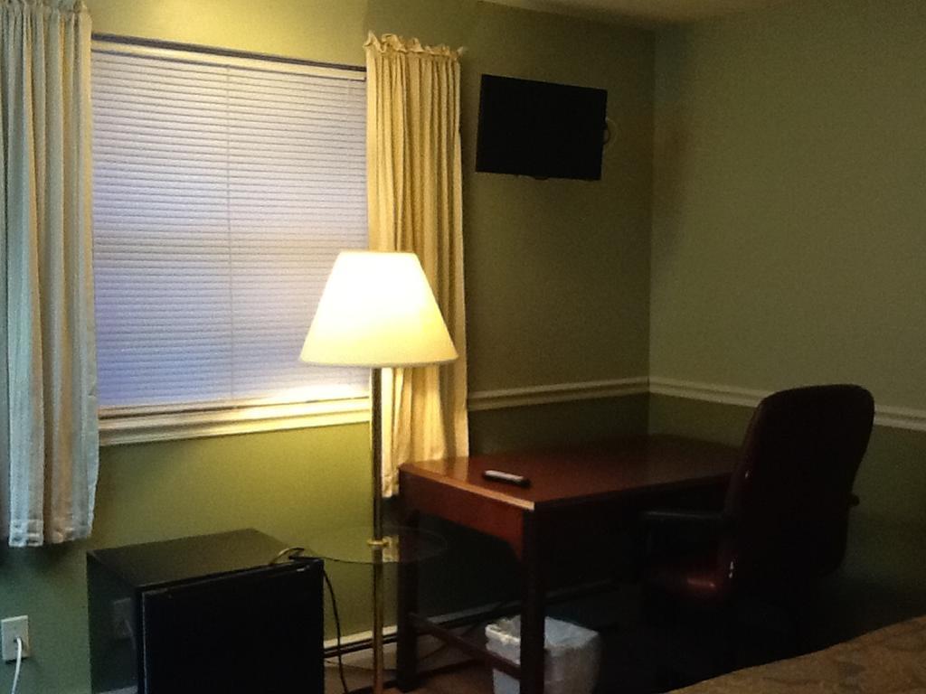 Brookside House Hotel Quincy ภายนอก รูปภาพ